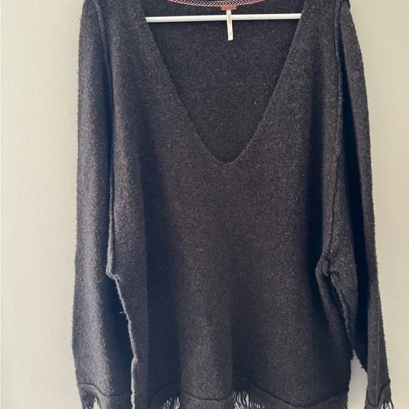 Free People Brown Wool Fringe Boho Western V-Neck Sweater Size S Oversized - Picture 3 of 5